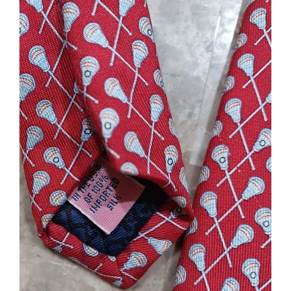 VINEYARD VINES Red Lacrosse Sporty Theme Silk Necktie 60"x3.75" Preppy - Picture 5 of 5